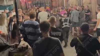 У центрі Києва сталась бійка (ВІДЕО)