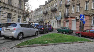 Від Садового вимагають негайно переглянути організацію дорожнього руху через ремонт Степана Бандери