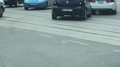 У Львові на перехресті не розминулись автомобілі (ФОТО)