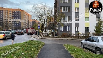 У Львові чоловік випав з сьомого поверху (ВІДЕО, ФОТО)
