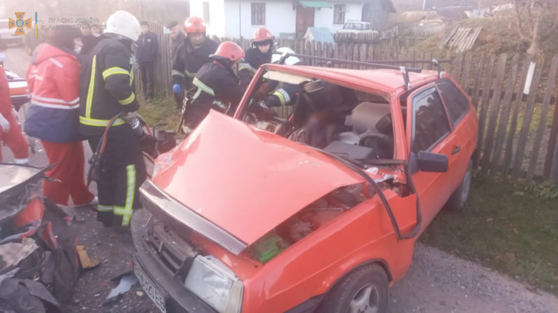У Яворівському районі у жахливій аварії постраждало троє осіб