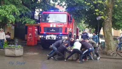 В Україні пожежник перейшов на бік ворога