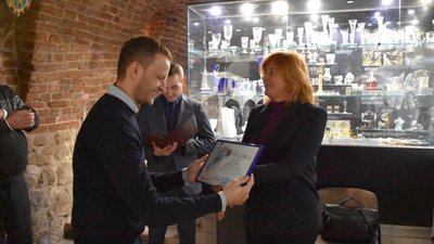 Скловиробників Львівщини привітали із професійним святом
