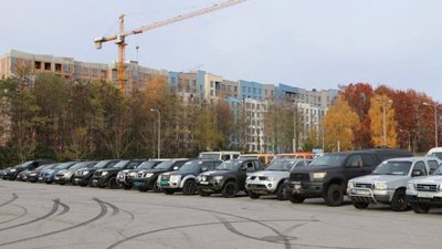 На Львівщину пригнали 50 автомобілів із Литви