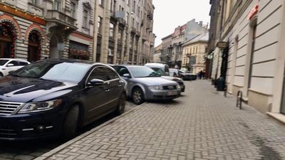 Садовий обдиратиме водіїв на ще одній вулиці у центрі Львова