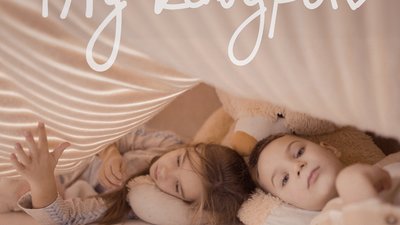 Могилевська презентувала нову відеороботу «Під ковдрою» та відвідала дитячий будинок