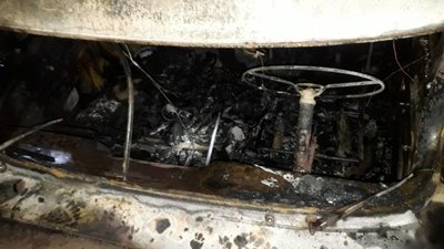 На Львівщині на залізничному вокзалі згорів автомобіль Міністерства оборони: є жертви (ФОТО)