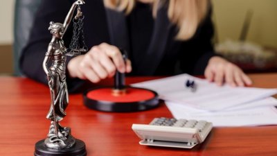 Які є податки і витрати при купівлі квартири в новобудові в Україні