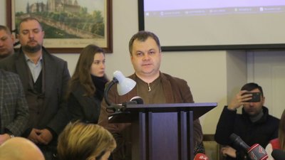 У Садового затвердили підняття тарифів у електротранспорті (ФОТО)