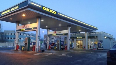 На «ОККО» переплутали бензин і дизпаливо: постраждало більше 10 машин Нацполіціі