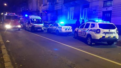 З’явилось відео із місця нападу на салон краси у Львові