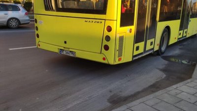 У Львові водій відмовився опустити пандус для дитини з інвалідністю