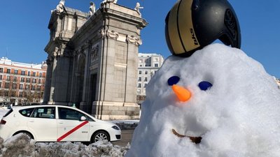 Група українців на два тижні застрягла в аеропорту Мадрида