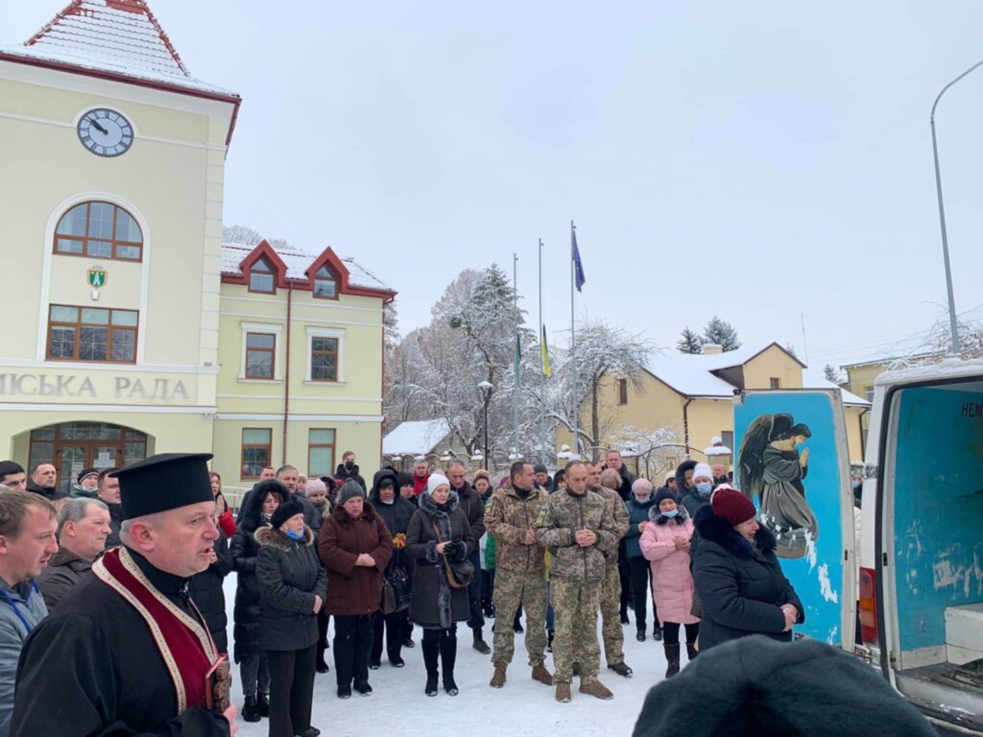 Пустомитівська громада зустріла свого Героя Руслана Нирова, фото Пустомитівська міська рада