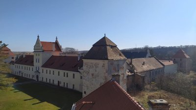 Жовківський замок закрили для відвідувачів через коронавірус