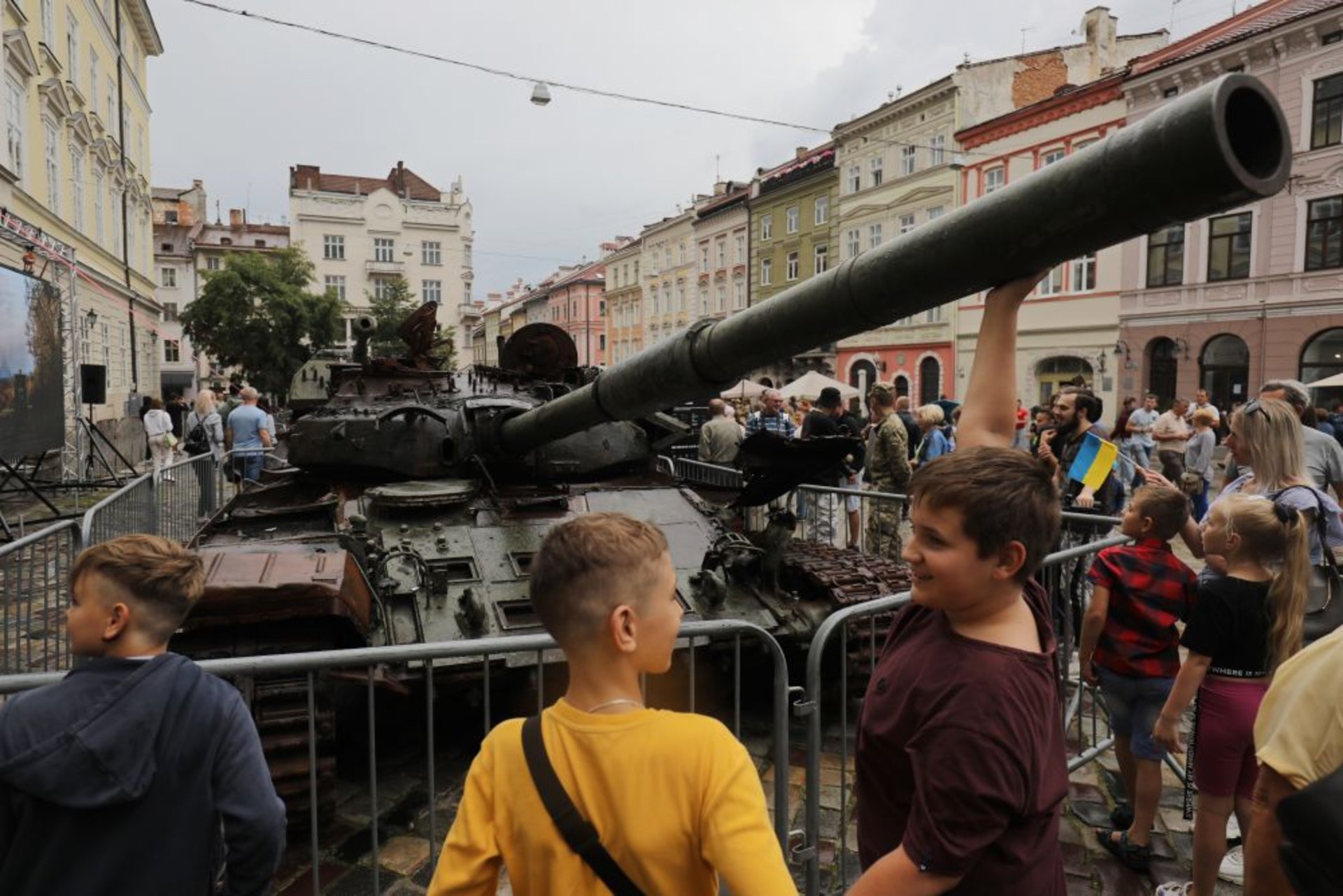 Виставка зруйнованої російської техніки стоятиме у центрі Львова до кінця літа