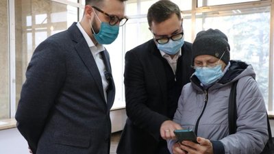 На Львівщині відкрили перші пункти Команди підтримки Дії