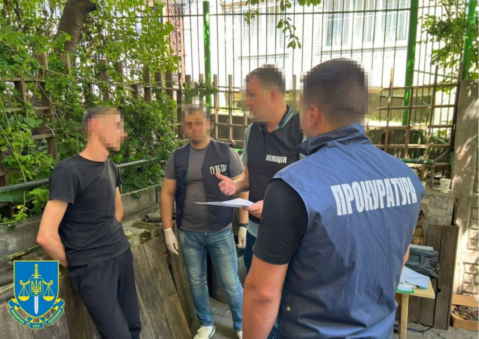 Житель Львівщини за 4 тисячі доларів організував перетин кордону для чоловіків
