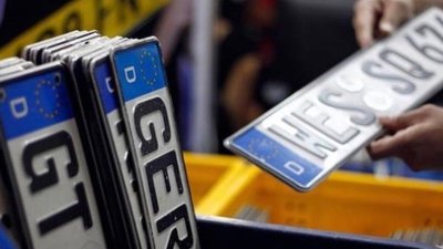 В Україні дозволили «копійчано» розмитнювати автомобілі
