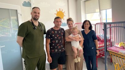 Львівські та рівненські лікарі врятували дівчинку, яка ледь не загинула через вітрянку