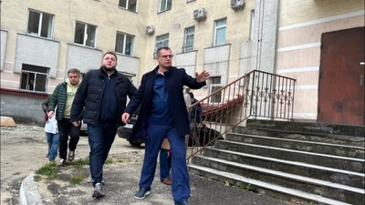 Юрій Холод відвідав Львівський онкоцентр