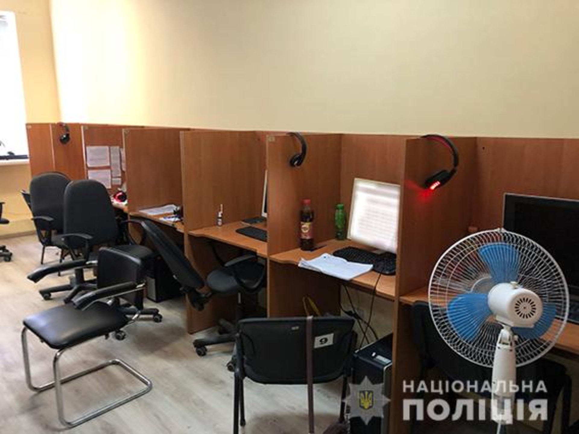 У Миколаєві викрили два call-центри, що виманювали особисті дані у громадян