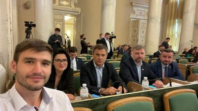 Чому екс-депутати УГП продовжують голосувати у Львівській облраді