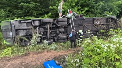 У аварії рейсового автобуса на Львівщині винен водій, - поліція