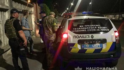Поліція провела рейди нічними клубами Києва: вручили 219 повісток чоловікам