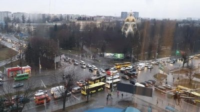 Бюджет Львова зазнає значних збитків через "смуги" Садового, - депутат