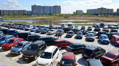 Ринок нових авто в Україні скоротився