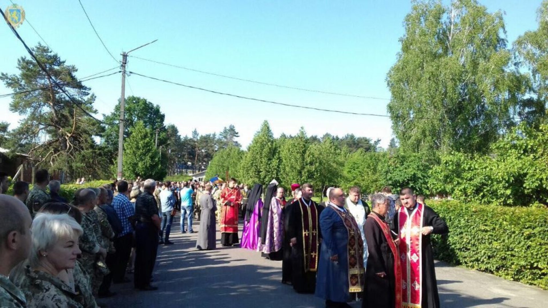 На Львівщині прощаються із військовими вертолітниками