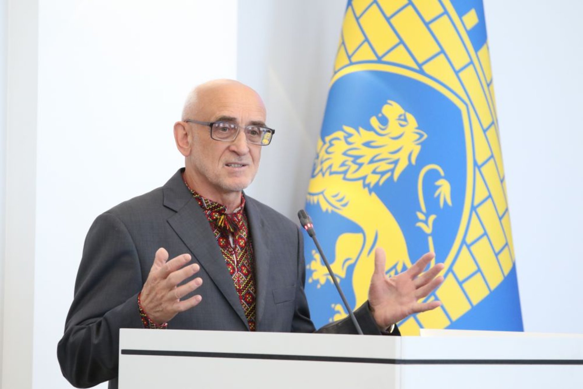 У Львівській міській раді відбулося урочисте засідання за участю депутатів 1-го демократичного скликання, фото ЛМР