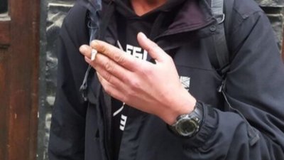 У Львові під сходами у під'їзді жив чоловік, який перебував у розшуку