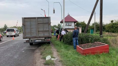 На Львівщині не розминулись три автомобілі (ФОТО)