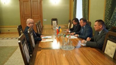 "Ми нікому не дамо ревізувати нашу історію", - Олег Синютка