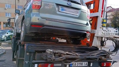 Паркінги будувати не потрібно: у Львові за тиждень викрали 153 автомобілі (ФОТО)