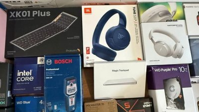 Apple, Xiaomi, Huawei на 600 тис. гривень: митники зупинили нелегальну партію гаджетів