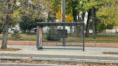 У Львові на вулиці Степана Бандери встановили перший павільйон (ФОТО)
