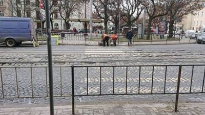 Як у Львові міська влада упродовж години закрила і відкрила перехід на Соборній (ФОТО)