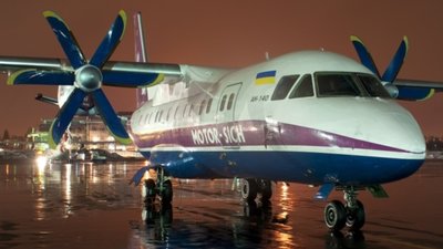 Порошенко анонсував відновлення авіарейсів Київ - Львів - Ужгород