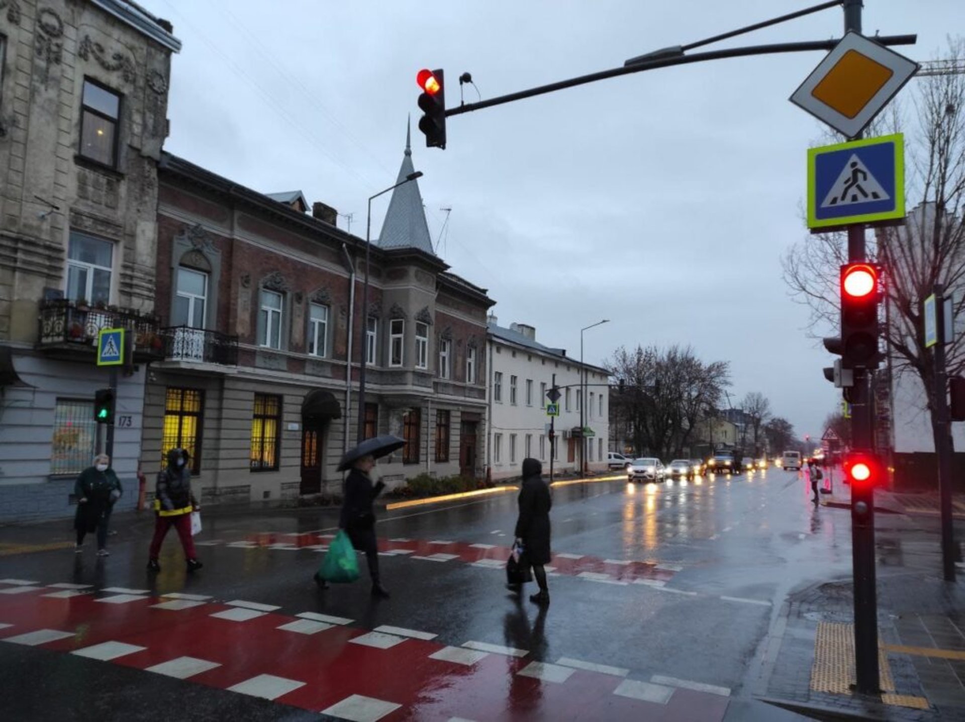 У Львові розповіли про недоліки ремонту вулиці Богдана Хмельницького, фото Зручне місто