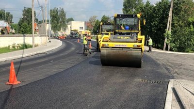 Як на Львівщині ремонтують дорогу у Щирець (ФОТО)