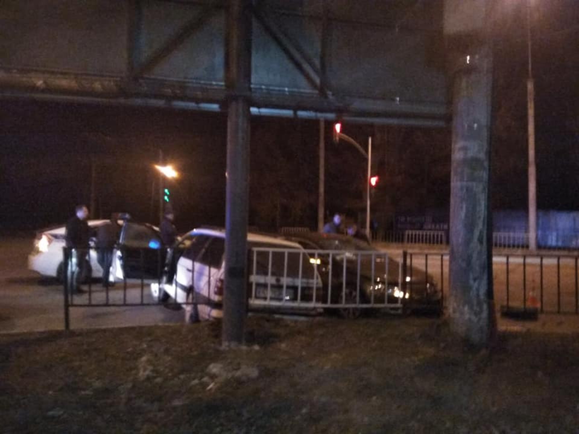 У Львові п'яний водій влетів у автівку. Фото: Варта1.