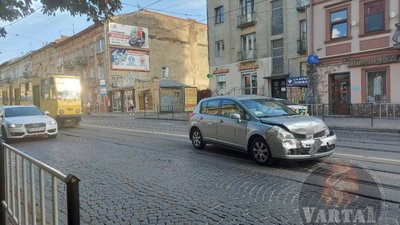 У Львові на Личаківській не курсують трамваї (ФОТО)
