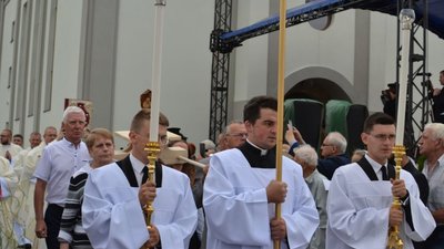 У Львові освятили пам’ятник Папі Івану Павлу ІІ (ФОТОРЕПОРТАЖ)