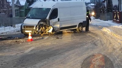 У Городку на Львівщині не розминулись автомобілі (ФОТО, ВІДЕО)