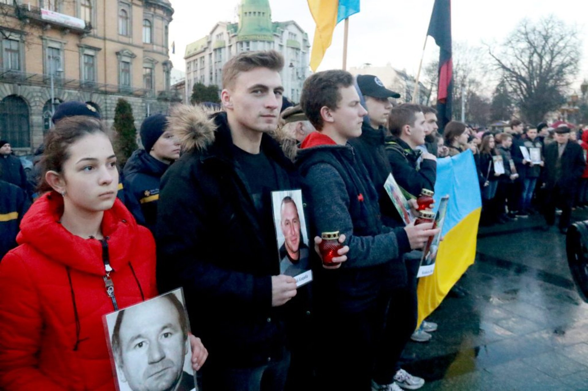 Заходи з вшанування пам’яті Героїв Небесної Сотні на площі біля пам’ятника Т. Шевченку , фото 4studio