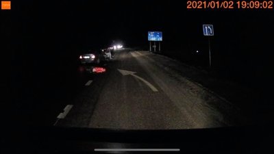 На трасі "Львів - Краківець" автомобіль наїхав на пішохода (ВІДЕО)