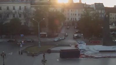 Як сходить сонце у центрі Львова (ВІДЕО)